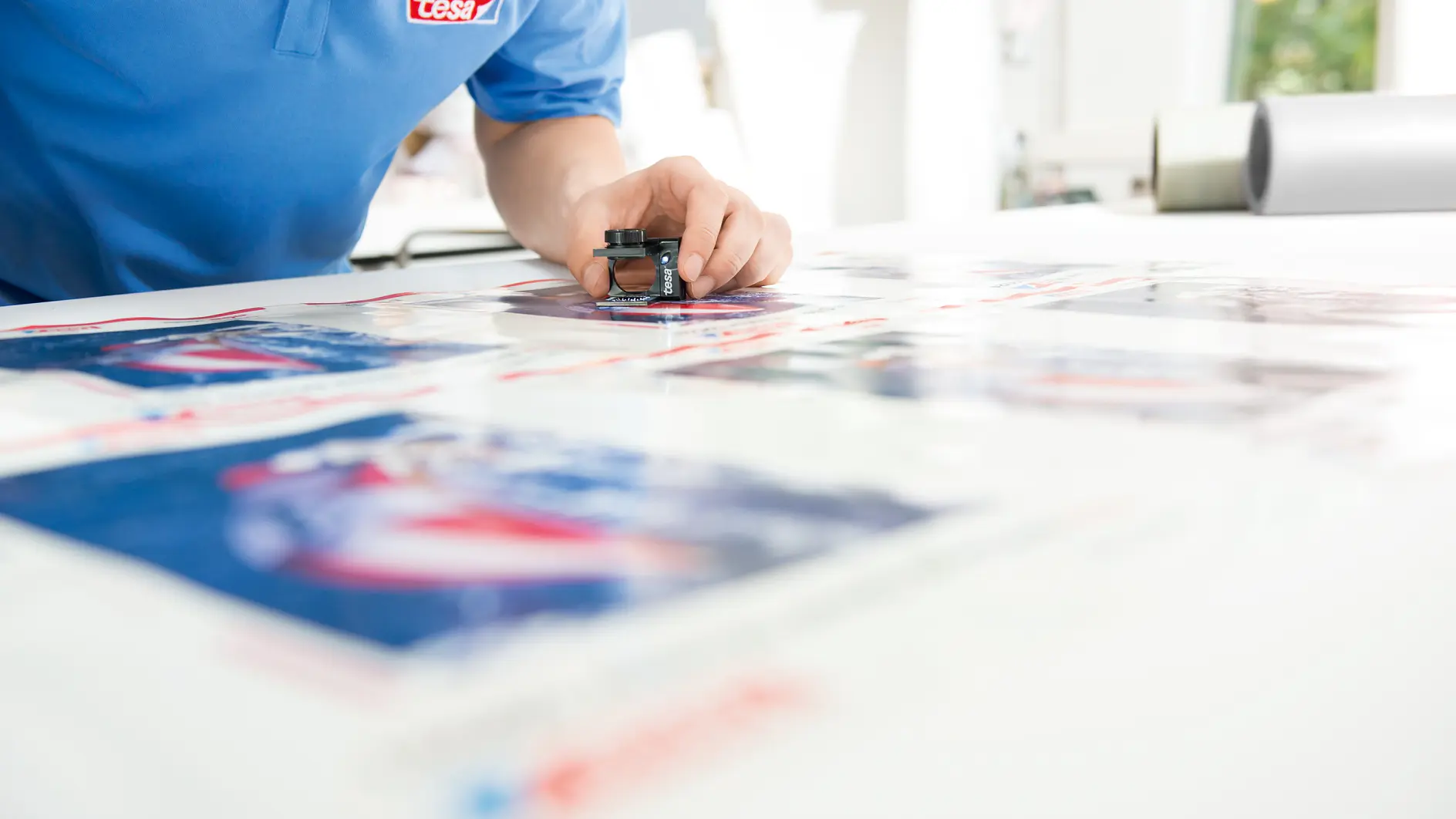 tesaprint® 薄膜和布基胶带贴版