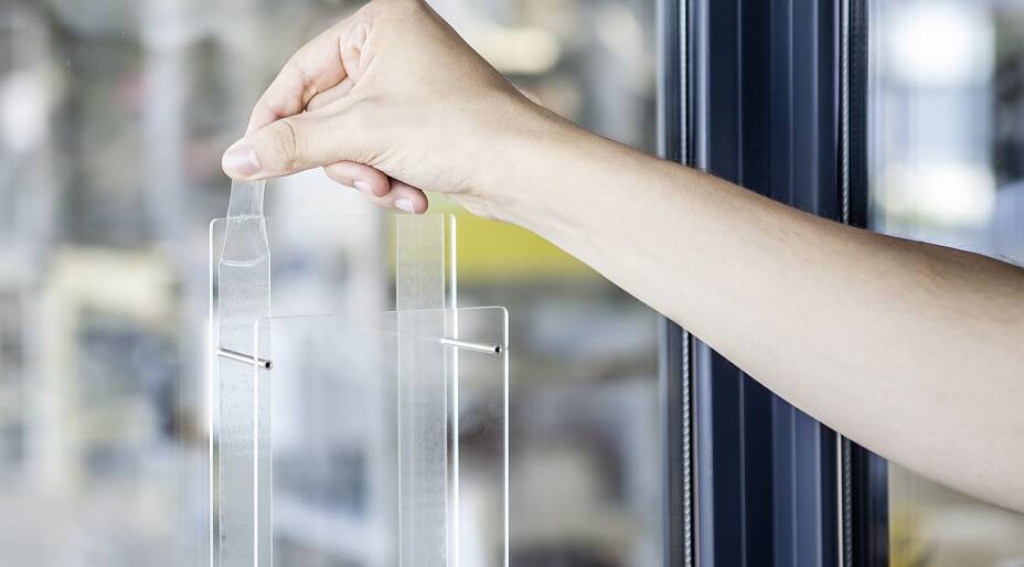 tesa Bond&Detach® 产品系列采用了专利技术。 tesa Bond&Detach® 产品系列采用了专利技术。