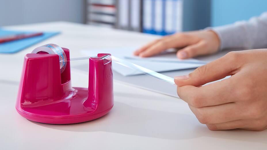 tesa_Easy_Cut_Compact_pink_ap_001 tesa_Easy_Cut_Compact_pink_ap_001