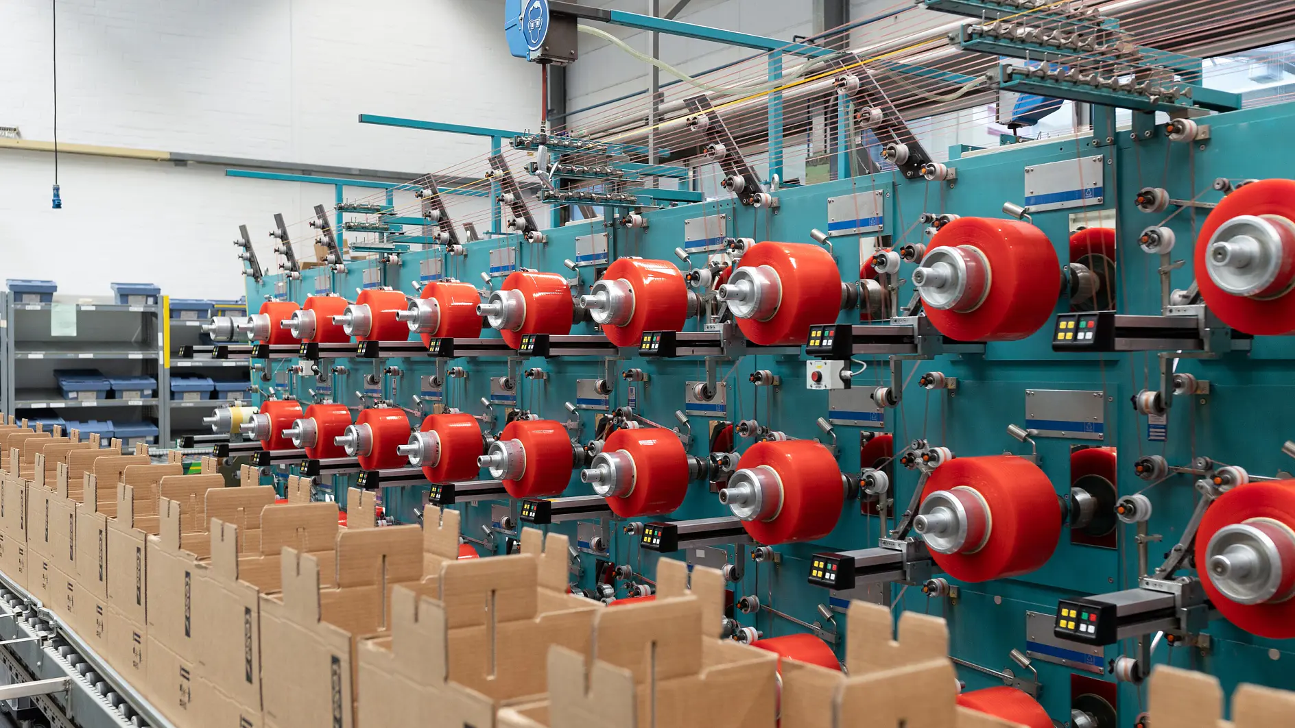tWHH, tape production, machine, tape, plant, site, Industry, production process, Mood, production, adhesive tape_75-cms